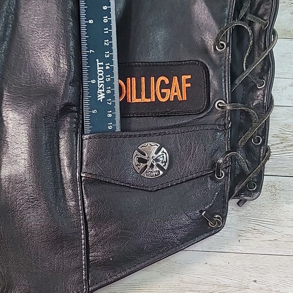 REAL Women's Biker Vest Cut with Patches & Pins from Wild Fire HOG Villa Park IL - Picture 12 of 16